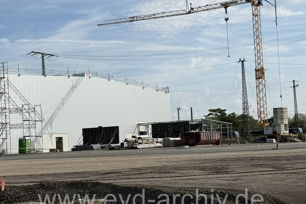 260926_03_ÜHalle