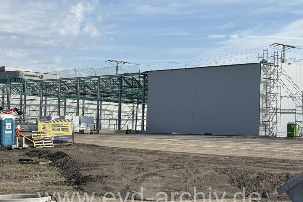 260926_06_ÜHalle